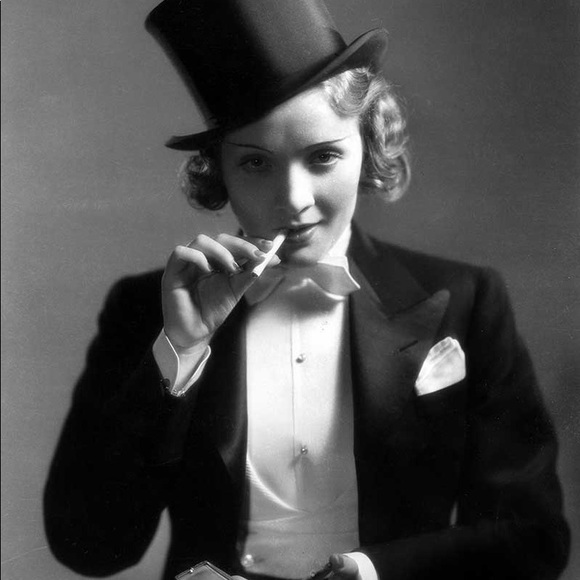 Meet your Posher, Doc - Picture 3 of 16